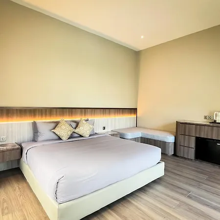 Walk To Top Cafes & Beach Modern Suite Nova 1